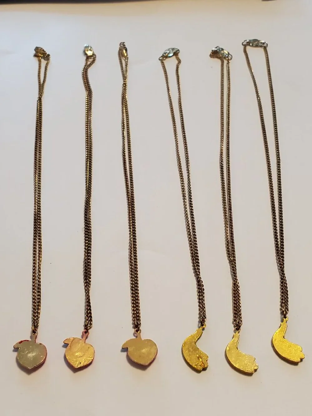 6 Necklaces, items # A 1870-1875, . wt. 19 grams. - Picture 10 of 11